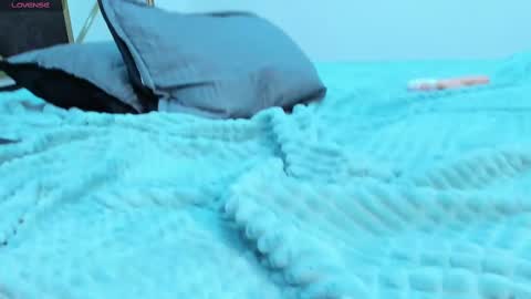 Snapshot of abrilsonne chatting on December 27, 2024, 7:18 am AbrilSonne online show from December 27, 2024, 7:18 am