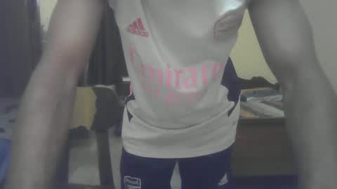 Snapshot of abusaada20 chatting on December 31, 2024, 4:04 pm Thefitguy online show from December 31, 2024, 4:04 pm