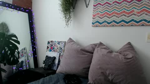 Snapshot of aby_bae2 chatting on January 13, 2025, 3:47 pm Aby online show from January 13, 2025, 3:47 pm