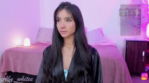 Snapshot of aby_whitee chatting on December 18, 2024, 4:31 am Aby online show from December 18, 2024, 4:31 am