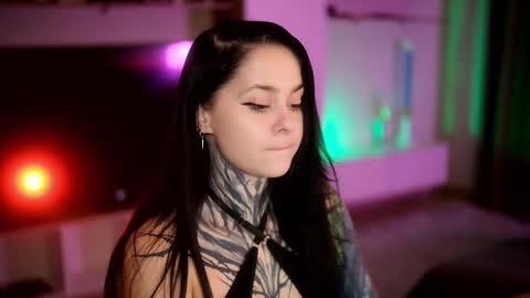 acid_pie online show from November 2, 2025, 6:21 pm