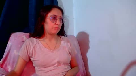 Ada naugthy28 online show from October 21, 2025, 1:39 am