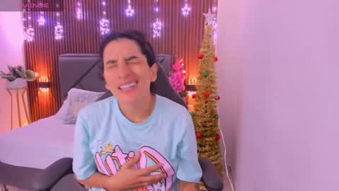 ada oconnor x   ..flaca..bella online show from December 10, 2024, 4:06 pm