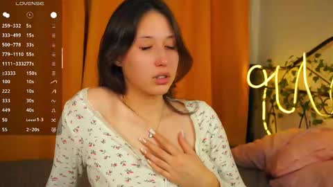 Lily n Jenny online show from October 20, 2025, 5:57 pm