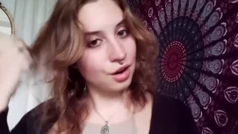 Adalyn online show from October 16, 2025, 3:02 pm