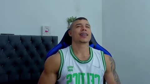 Snapshot of adam_boss chatting on October 11, 2025, 4:27 pm adam boss online show from October 11, 2025, 4:27 pm