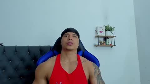 Snapshot of adam_boss chatting on November 28, 2025, 7:11 am adam boss online show from November 28, 2025, 7:11 am