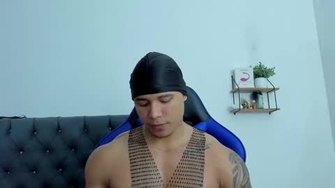 Snapshot of adam_boss chatting on December 15, 2025, 8:29 am adam boss online show from December 15, 2025, 8:29 am