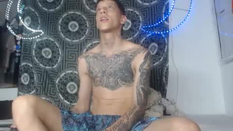 Snapshot of adam_hard_ chatting on November 18, 2025, 11:37 pm Adam online show from November 18, 2025, 11:37 pm