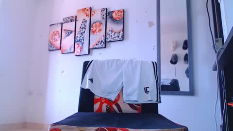 adam hot11 online show from January 8, 2025, 4:33 pm