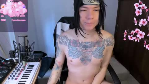  Adam online show from November 15, 2025, 1:40 pm