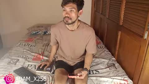 Snapshot of adam_x256 chatting on January 6, 2025, 9:43 pm instagram adam x256 online show from January 6, 2025, 9:43 pm