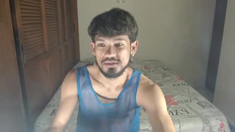 Snapshot of adam_x256 chatting on February 11, 2025, 1:10 am instagram adam x256 online show from February 11, 2025, 1:10 am