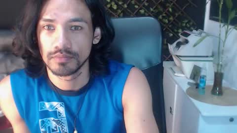 Snapshot of adam_x256 chatting on December 21, 2025, 6:09 am instagram adam x256 online show from December 21, 2025, 6:09 am