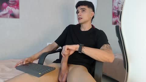 Snapshot of adama_soa chatting on February 14, 2025, 6:12 am Hello guys excuse my absence I will be absent for several days for health reasons I hope you understand thank you very much. online show from February 14, 2025, 6:12 am