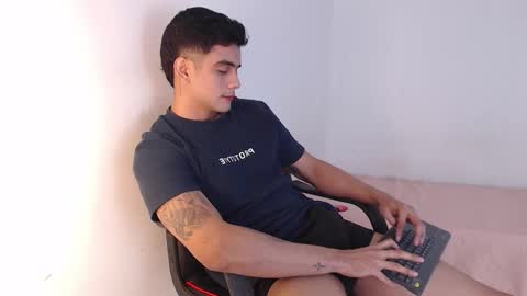 Snapshot of adama_soa chatting on October 2, 2025, 5:58 am Hello guys excuse my absence I will be absent for several days for health reasons I hope you understand thank you very much. online show from October 2, 2025, 5:58 am