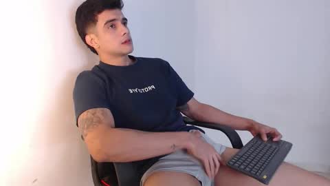 Snapshot of adama_soa chatting on October 14, 2025, 3:35 pm Hello guys excuse my absence I will be absent for several days for health reasons I hope you understand thank you very much. online show from October 14, 2025, 3:35 pm