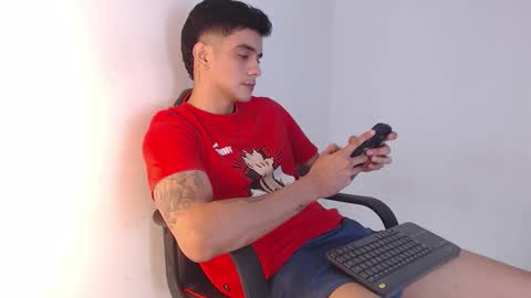 Snapshot of adama_soa chatting on October 27, 2025, 7:12 am Hello guys excuse my absence I will be absent for several days for health reasons I hope you understand thank you very much. online show from October 27, 2025, 7:12 am