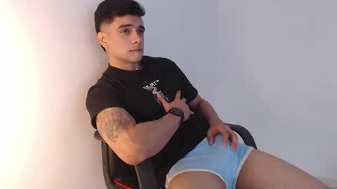 Snapshot of adama_soa chatting on November 22, 2025, 4:55 am Hello guys excuse my absence I will be absent for several days for health reasons I hope you understand thank you very much. online show from November 22, 2025, 4:55 am