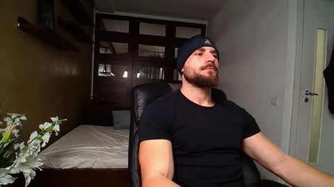 Snapshot of adamjameson chatting on February 21, 2025, 6:07 am AdamJameson online show from February 21, 2025, 6:07 am