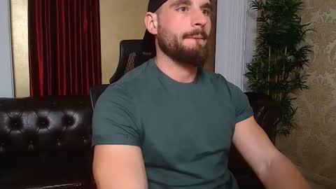 Snapshot of adamjameson chatting on March 9, 2025, 1:15 pm AdamJameson online show from March 9, 2025, 1:15 pm