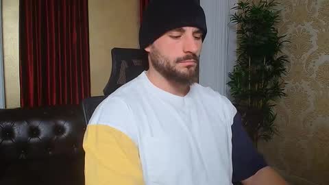 Snapshot of adamjameson chatting on March 11, 2025, 5:38 am AdamJameson online show from March 11, 2025, 5:38 am