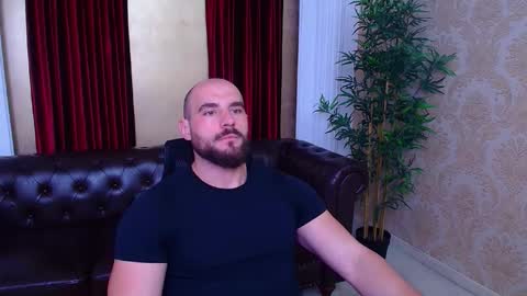 Snapshot of adamjameson chatting on September 21, 2025, 4:58 am AdamJameson online show from September 21, 2025, 4:58 am