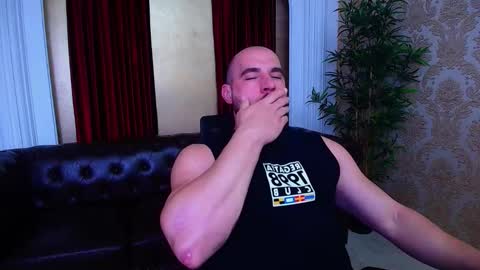 Snapshot of adamjameson chatting on October 16, 2025, 4:46 am AdamJameson online show from October 16, 2025, 4:46 am