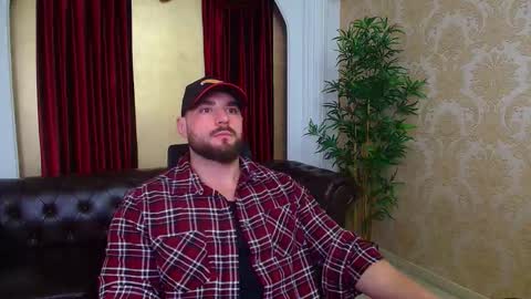 Snapshot of adamjameson chatting on November 1, 2025, 5:20 am AdamJameson online show from November 1, 2025, 5:20 am