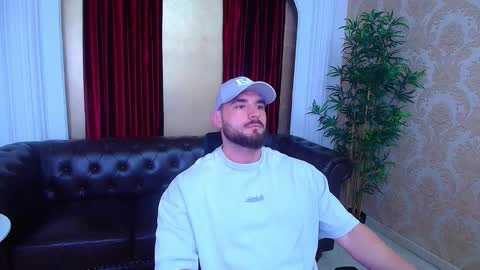 Snapshot of adamjameson chatting on November 2, 2025, 6:05 am AdamJameson online show from November 2, 2025, 6:05 am