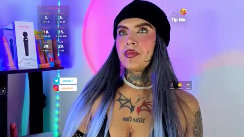 Snapshot of adamsniki chatting on September 17, 2025, 2:35 am adamsniki online show from September 17, 2025, 2:35 am