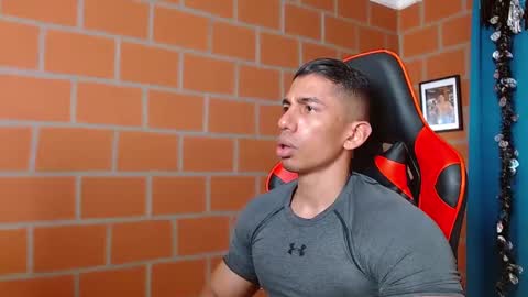 Snapshot of adan_sin1 chatting on December 23, 2024, 8:14 pm Adan Sin online show from December 23, 2024, 8:14 pm