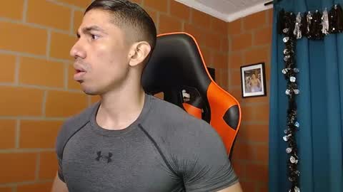 Snapshot of adan_sin1 chatting on January 11, 2025, 2:47 pm Adan Sin online show from January 11, 2025, 2:47 pm