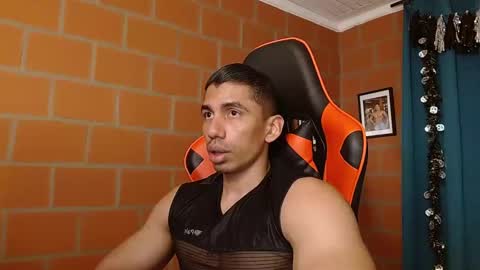 Snapshot of adan_sin1 chatting on January 15, 2025, 7:23 pm Adan Sin online show from January 15, 2025, 7:23 pm