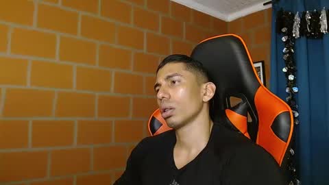 Snapshot of adan_sin1 chatting on January 31, 2025, 6:57 pm Adan Sin online show from January 31, 2025, 6:57 pm