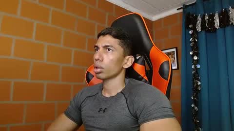Snapshot of adan_sin1 chatting on February 8, 2025, 4:25 pm Adan Sin online show from February 8, 2025, 4:25 pm