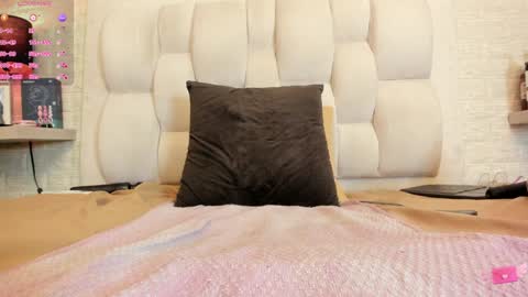 Ada Porter  online show from January 17, 2025, 5:53 am