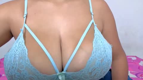 Snapshot of adara_cute18 chatting on October 18, 2025, 2:40 pm adara_cute18 online show from October 18, 2025, 2:40 pm