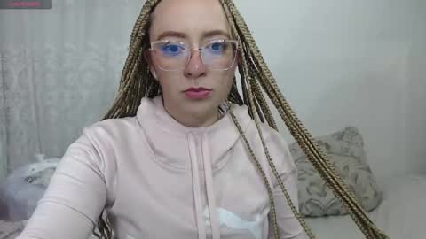 Snapshot of adaraah_ chatting on December 15, 2025, 11:53 pm adaraah online show from December 15, 2025, 11:53 pm