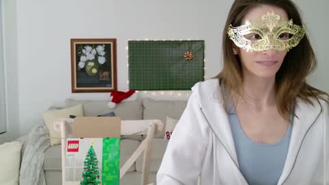 Snapshot of addieroseone chatting on December 20, 2024, 3:03 am Addison Rose  I am currently away for the holiday weekend. Streams start again on 1242024. Enjoy the holiday online show from December 20, 2024, 3:03 am
