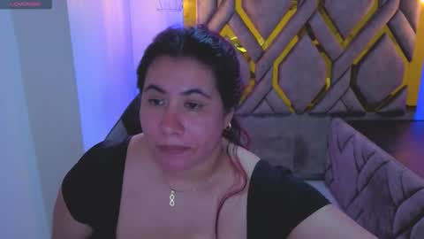 addy__02 online show from December 4, 2025, 2:32 am