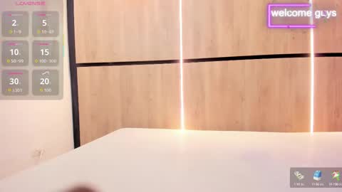 adela chase online show from October 17, 2025, 2:59 am