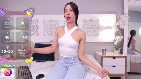 Snapshot of adelaa_11 chatting on September 24, 2025, 1:36 pm Adela Worsth online show from September 24, 2025, 1:36 pm