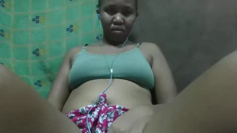 adelealy online show from March 5, 2025, 1:39 pm