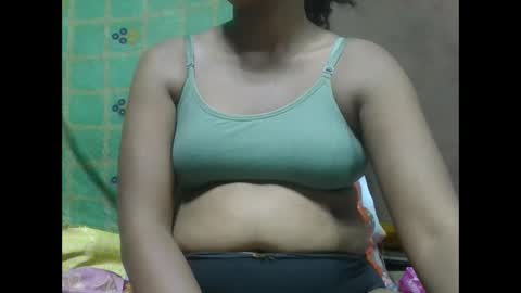 adelealy online show from March 6, 2025, 5:14 am