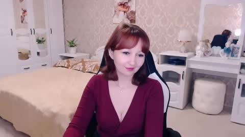 Snapshot of adelemoran chatting on March 7, 2025, 8:33 pm AdeleMoran online show from March 7, 2025, 8:33 pm