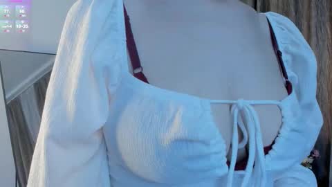 Snapshot of adelin_frosty chatting on October 12, 2025, 2:49 pm Adelin online show from October 12, 2025, 2:49 pm