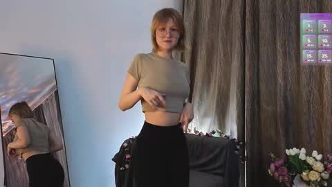 Snapshot of adelin_frosty chatting on October 17, 2025, 2:52 pm Adelin online show from October 17, 2025, 2:52 pm