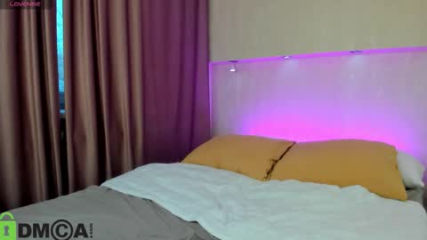 Adelina bliss online show from October 4, 2025, 1:14 am