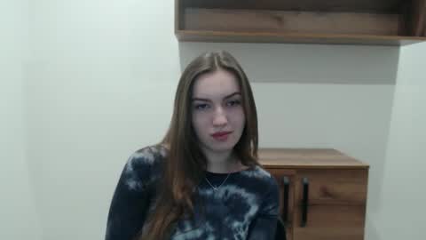 Snapshot of adelina_sweett chatting on November 6, 2025, 11:44 am adelina_sweett online show from November 6, 2025, 11:44 am